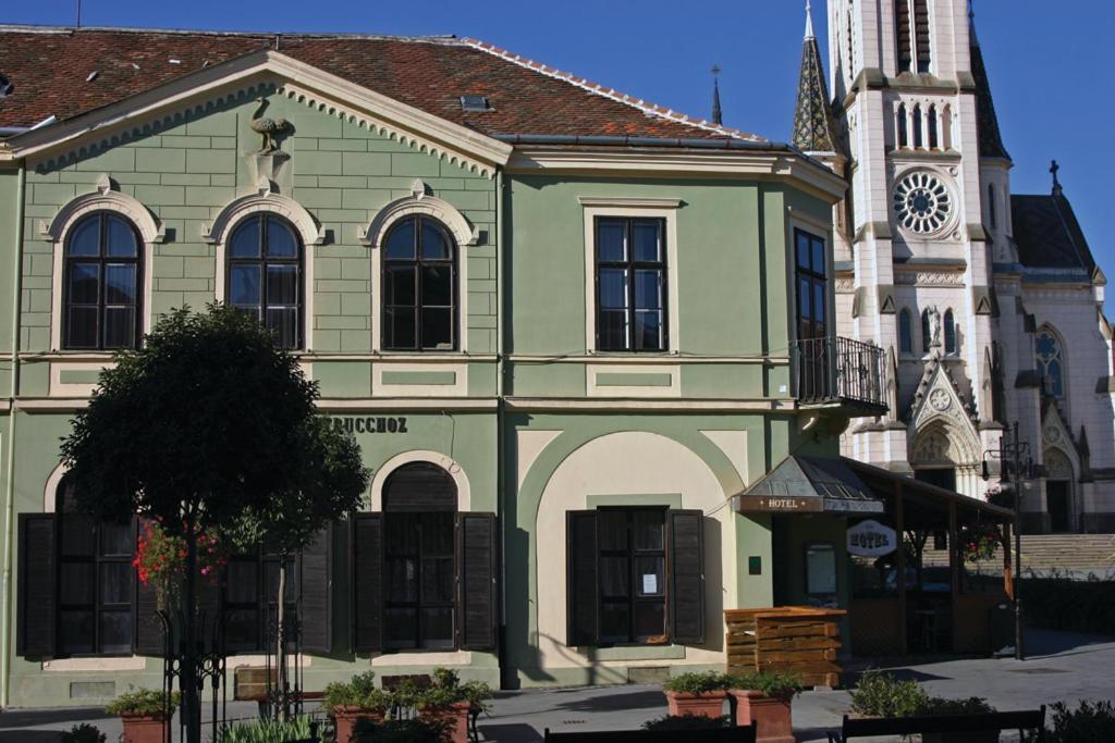 Kőszeg Arany Strucc Hotel מראה חיצוני תמונה